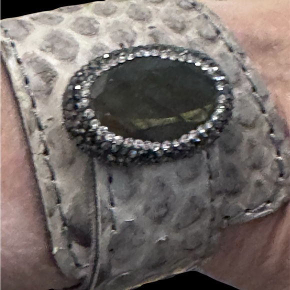 Leathercraft Jewelry - Leathercraft Snake Skin Fleur de Lis Adjustable Bracelet Rhinestone & Emerald